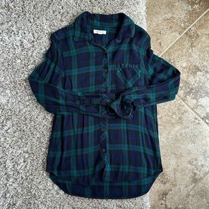 Cozy navy/green/black flannel button down